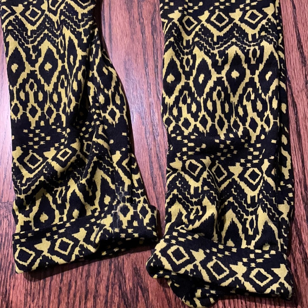 Pants - Picture 2 of 7